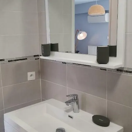 Golfe Juan Apartment Vallauris